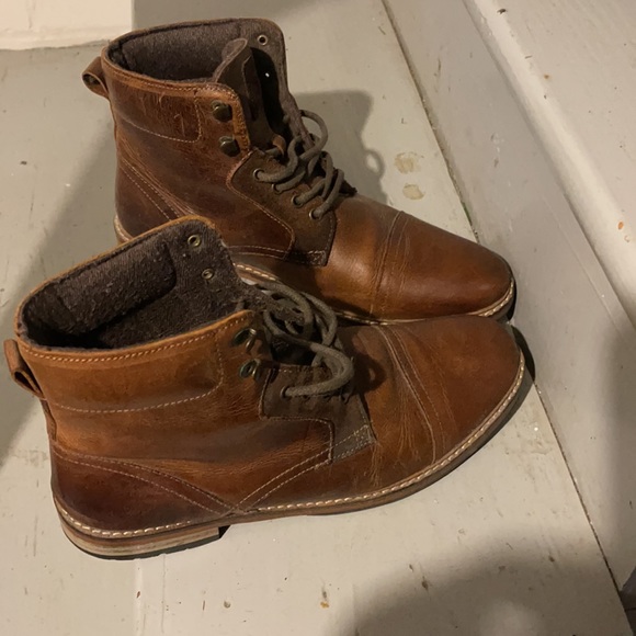 Crevo boots - Picture 2 of 3